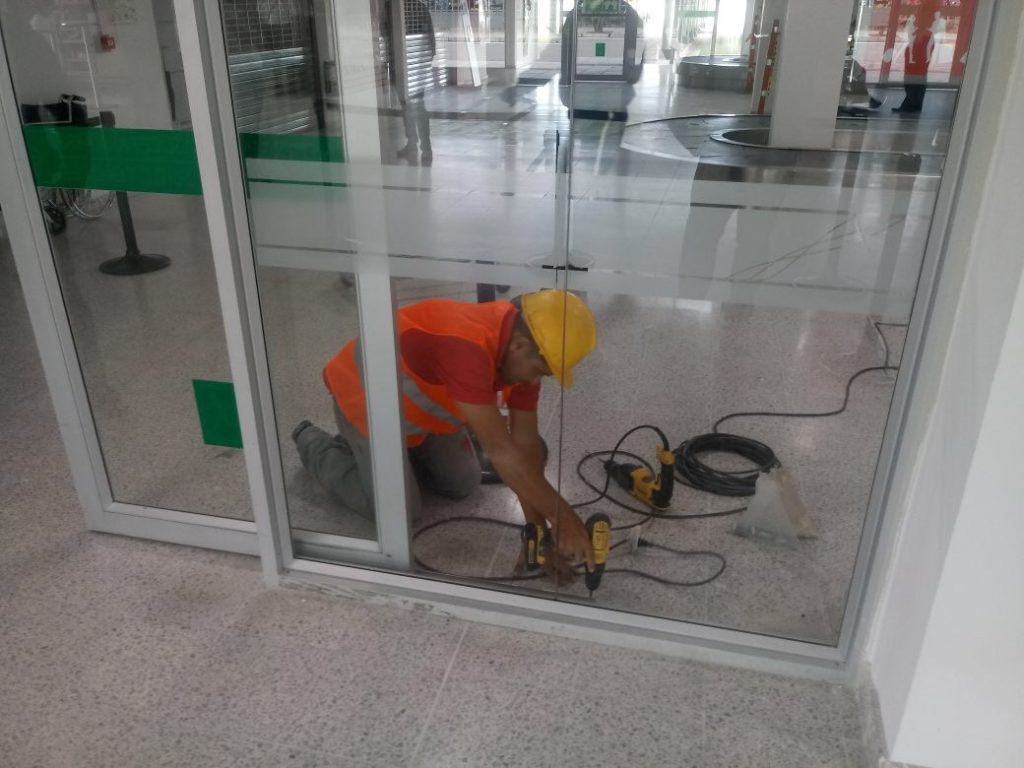 MANTENIMIENTO AEROPUERTO