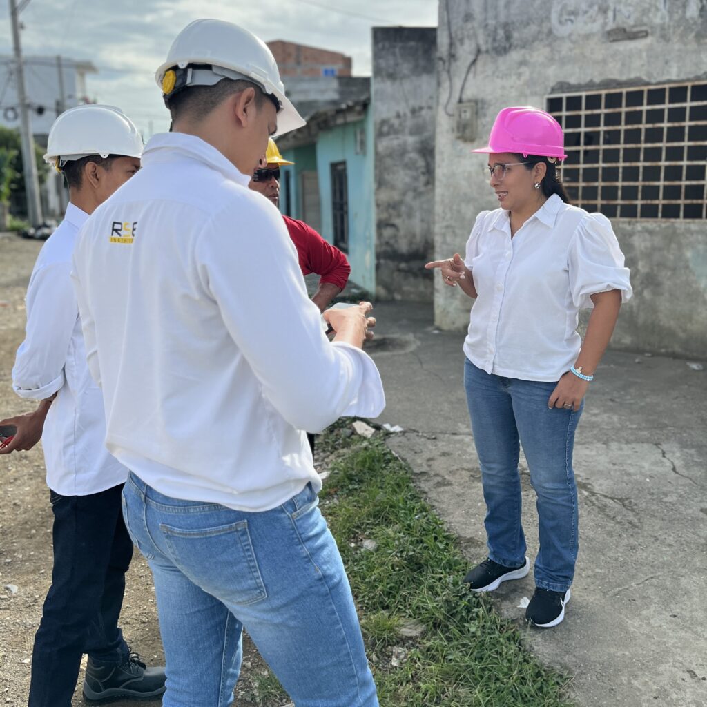 construccion-sostenible-colombia-mujeres-certificacion-monteria-cordoba-mantenimiento-una+una-